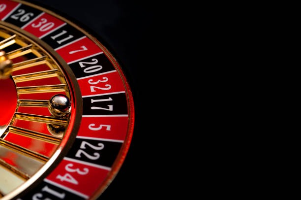 Bonus feature trigger and free-spin round display